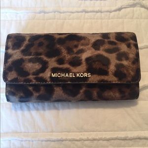 Michael Kors Leopard Wallet